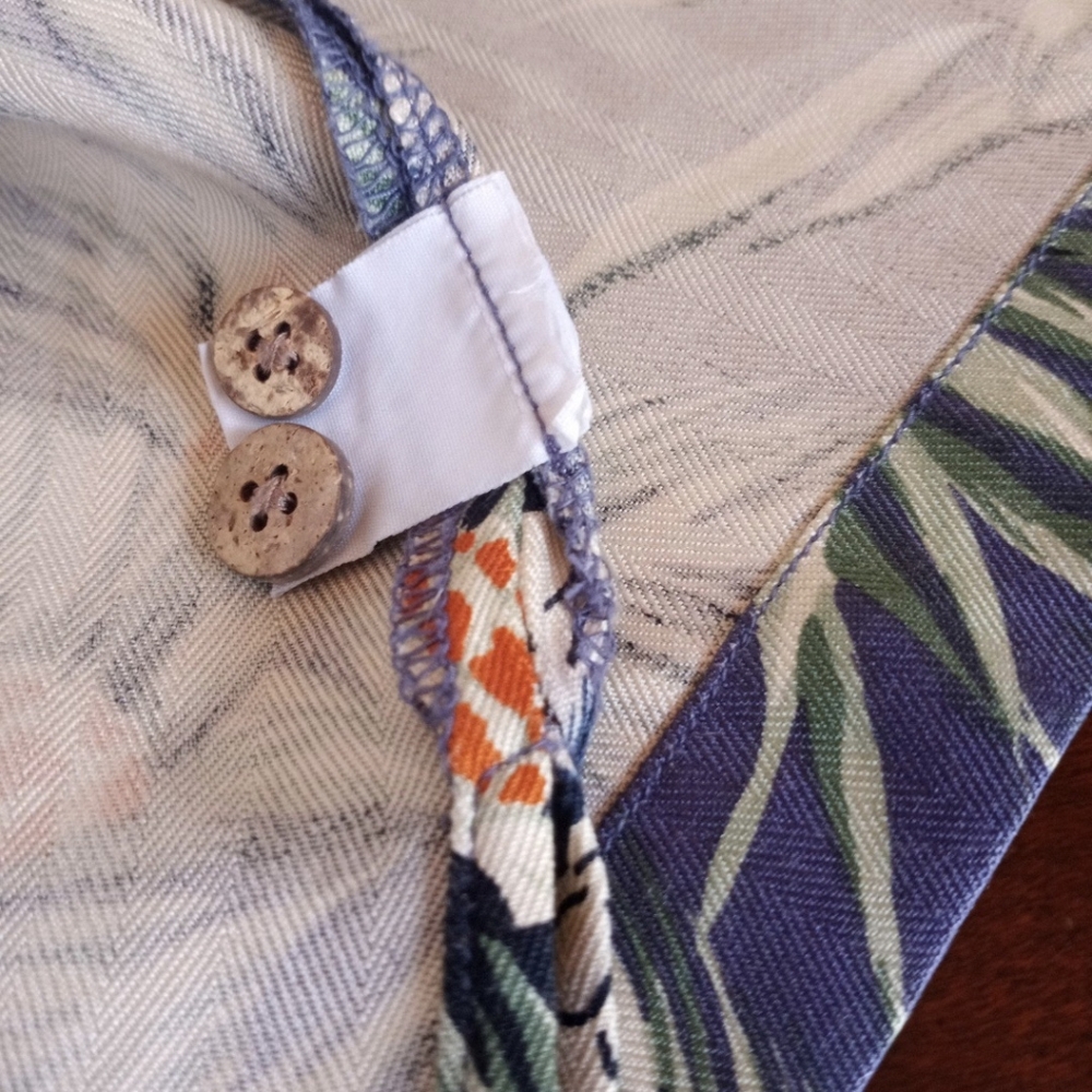 Tommy Bahama Silk Button-up Hawaiian Tropical Green    Men Size Large - Picture 12 of 16